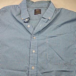 GS short sleeve casual button down